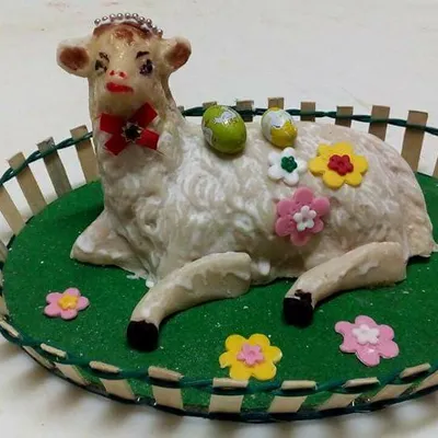 Agnellino pasquale di pasta reale