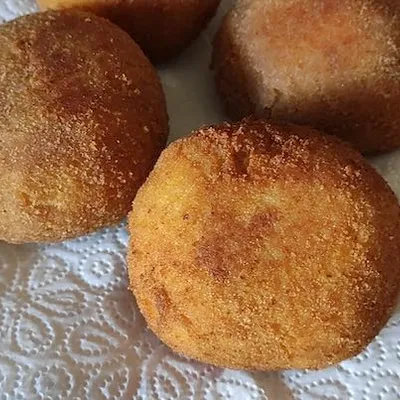 Arancine di patate al formaggio