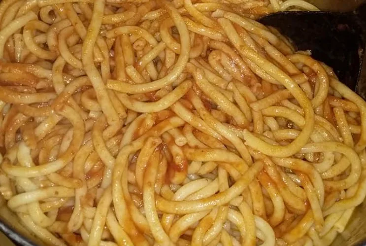 Maccarruna cû sucu ‘nta maidda