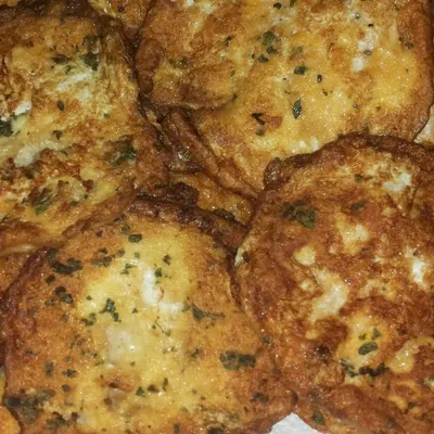 Pane fritto con acciuga