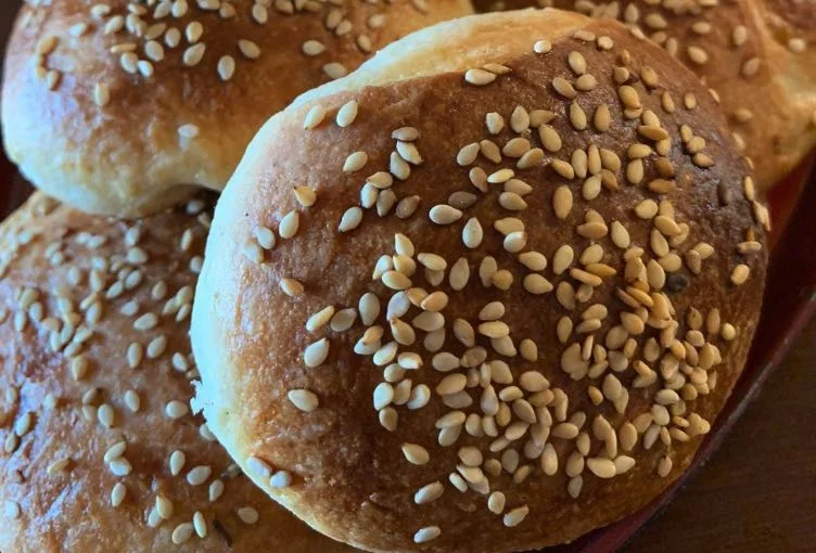 Panini di cena messinesi: Un boccone di tradizione pasquale siciliana