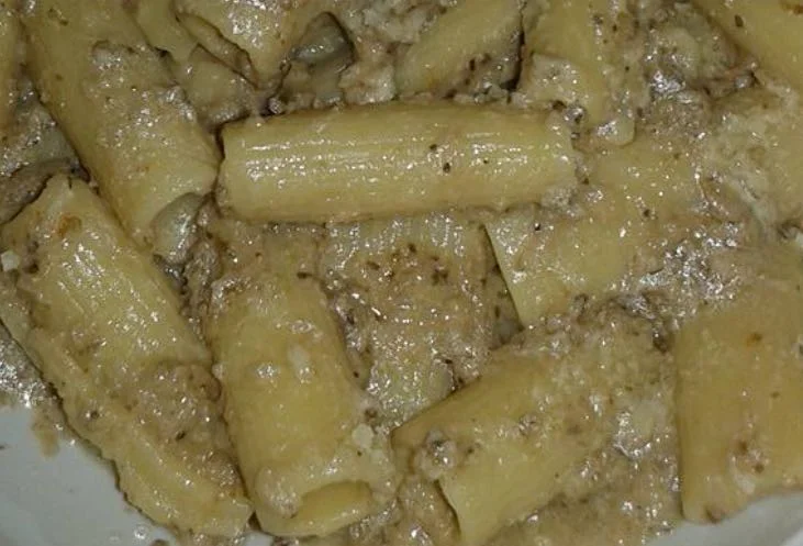 Pasta col pesto di melanzane alla siciliana