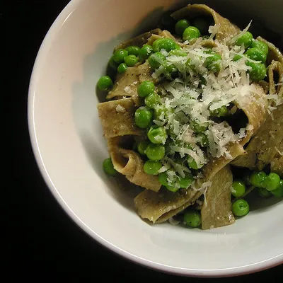 Pasta con piselli e patate