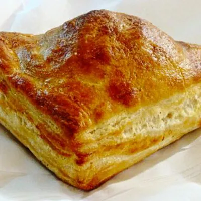 Paté catanesi con prosciutto e mozzarella
