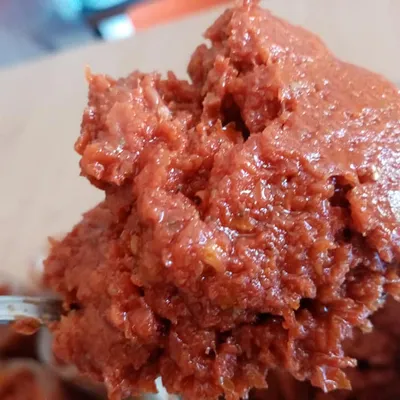 Paté di aglio e pomodori secchi