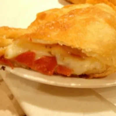 Pizze imbottite con tuma