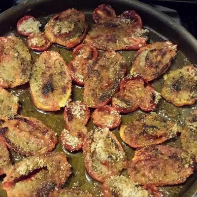 Pomodori alla griglia con pangrattato