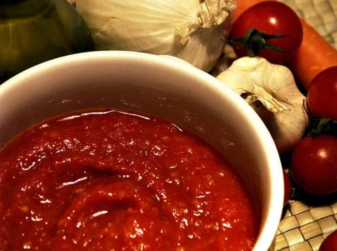 Salsa in agrodolce con le mandorle