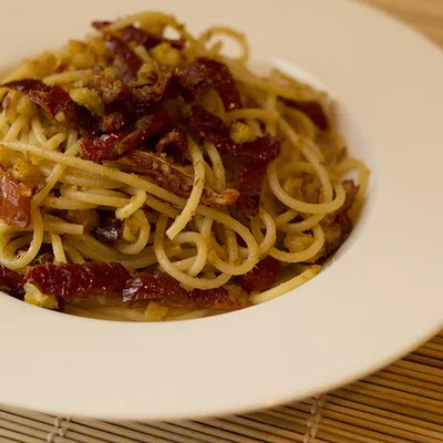 Spaghetti ai pomodori secchi