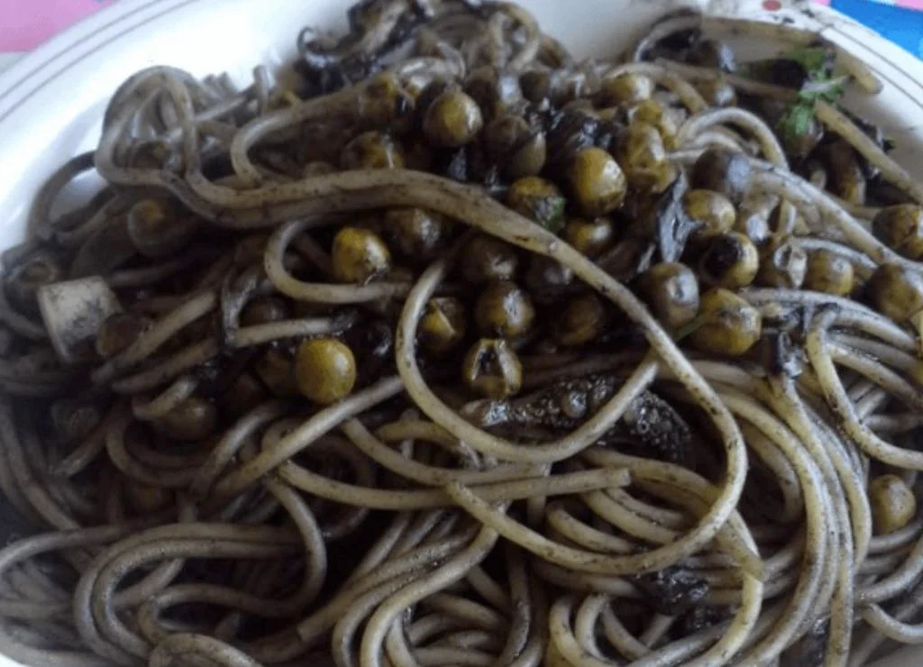 Spaghetti with cuttlefish ink