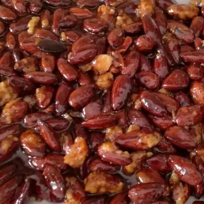 Torrone di mandorle (minnulata)