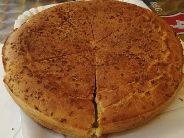 Vasteḍḍa cû sammucu di Troina: Una focaccia dal gusto antico
